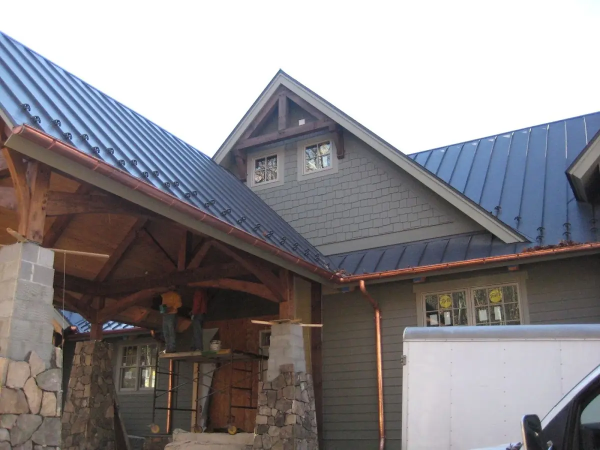 Craftsman Roofing team delivering quality roofing work in Parkville